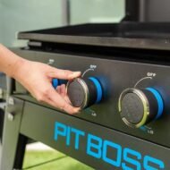 Pit Boss 4-Burner Ultimate Lift-Off Griddle - Image 7