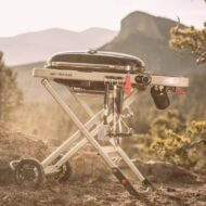 Weber Traveler Portable Folding Gas BBQ - Image 5