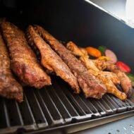 Broil King Regal Charcoal Grill 500 BK948050 - Image 8
