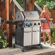 Broil King Crown S 490 Gas Grill BK86538 - Image 4