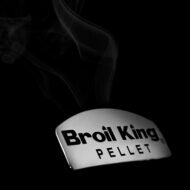 Broil King Crown Pellet 500 Smoker and Grill BK494051 - Image 7